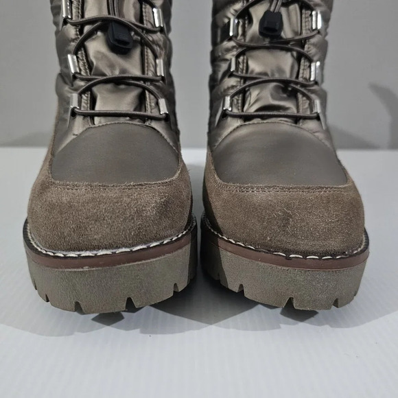 NEW Blondo Daylor Ankle Boot Sz 9.5 Taupe Nylon Suede Waterproof Lug Sole Puffy - Picture 6 of 15